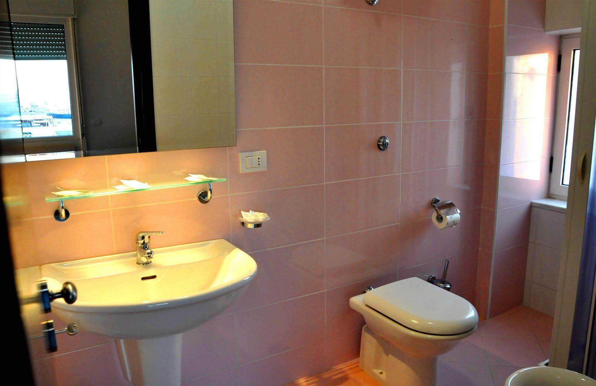 Albergo Riviera Spineta Battipaglia Exteriér fotografie