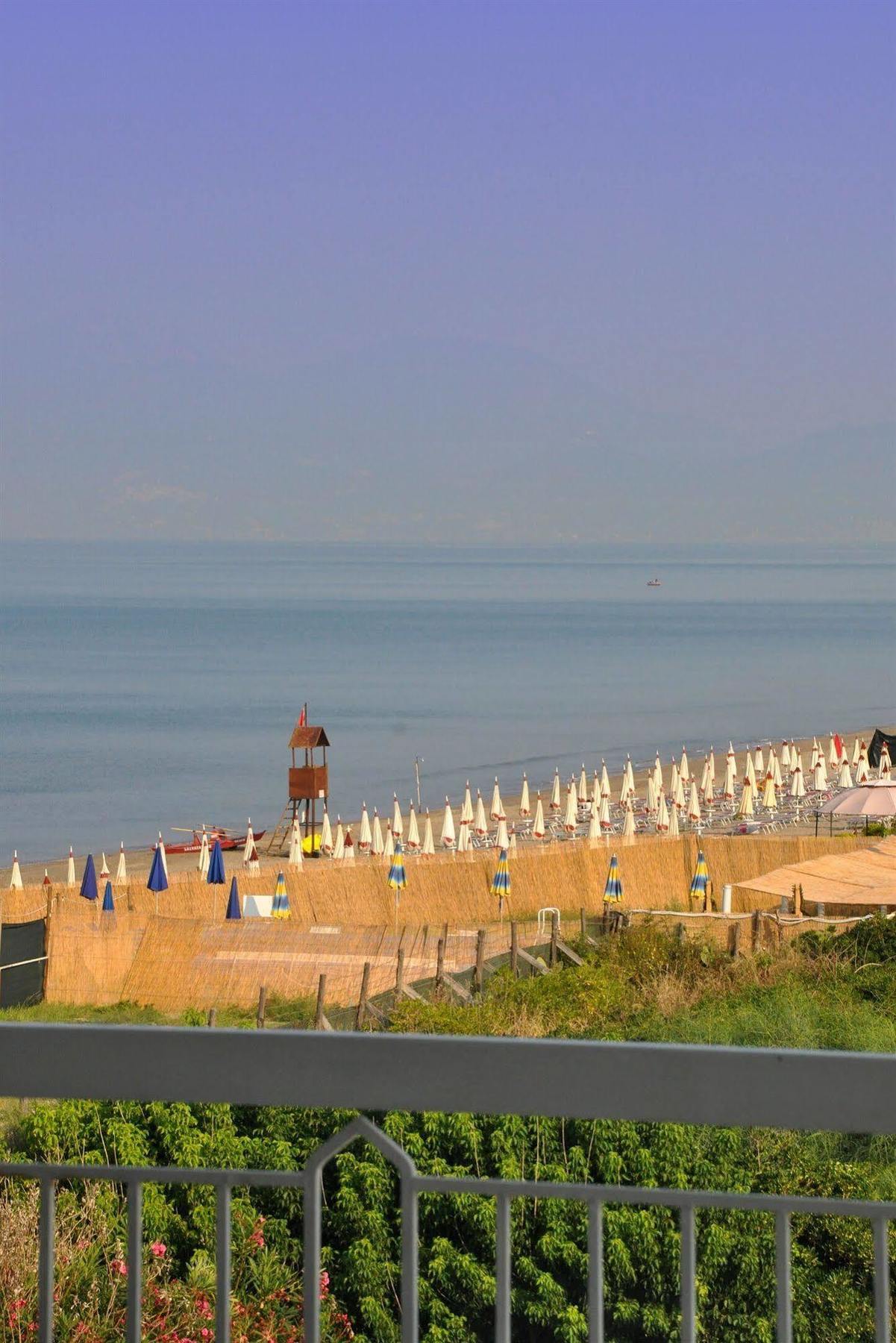 Albergo Riviera Spineta Battipaglia Exteriér fotografie