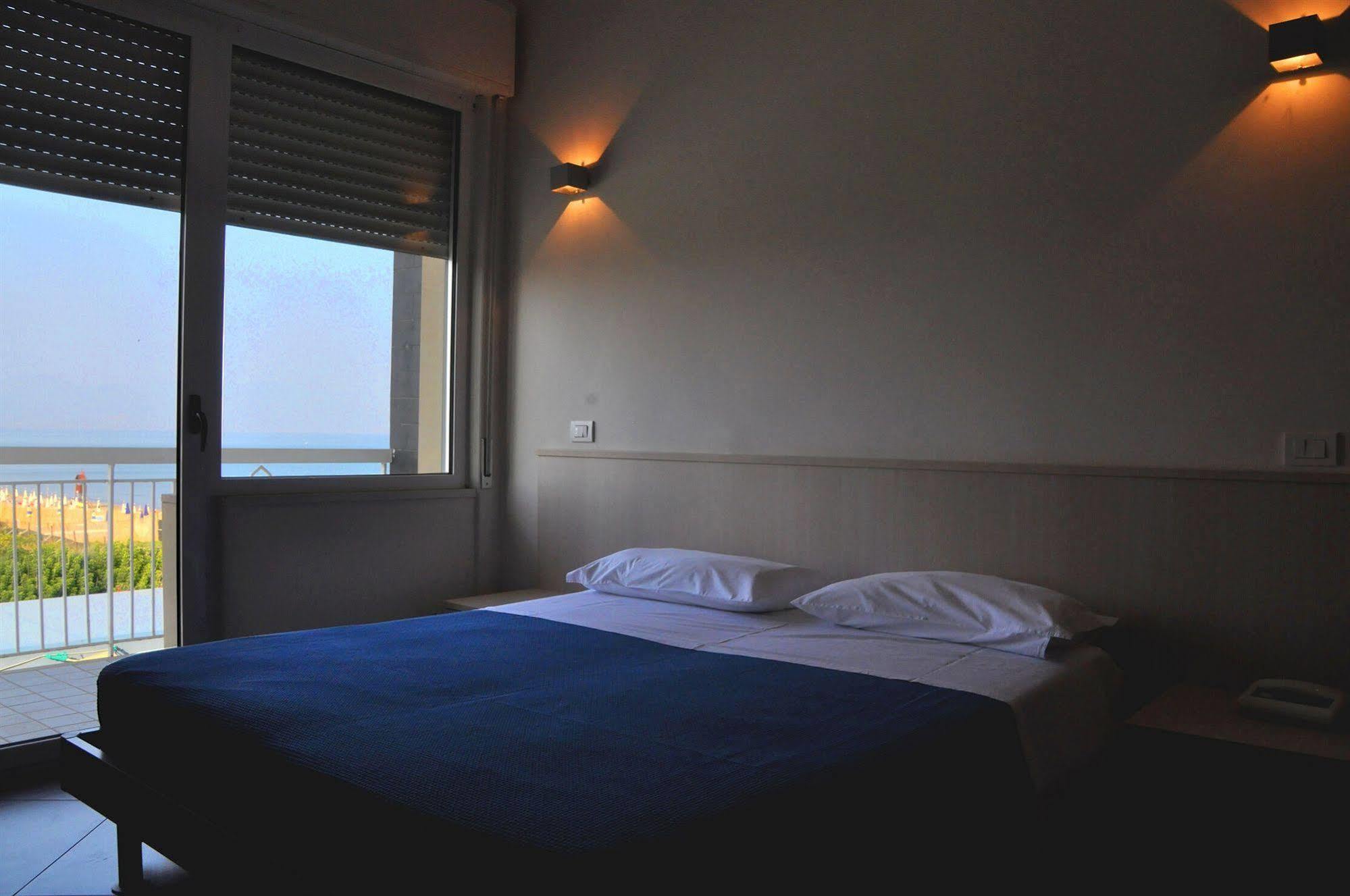 Albergo Riviera Spineta Battipaglia Exteriér fotografie