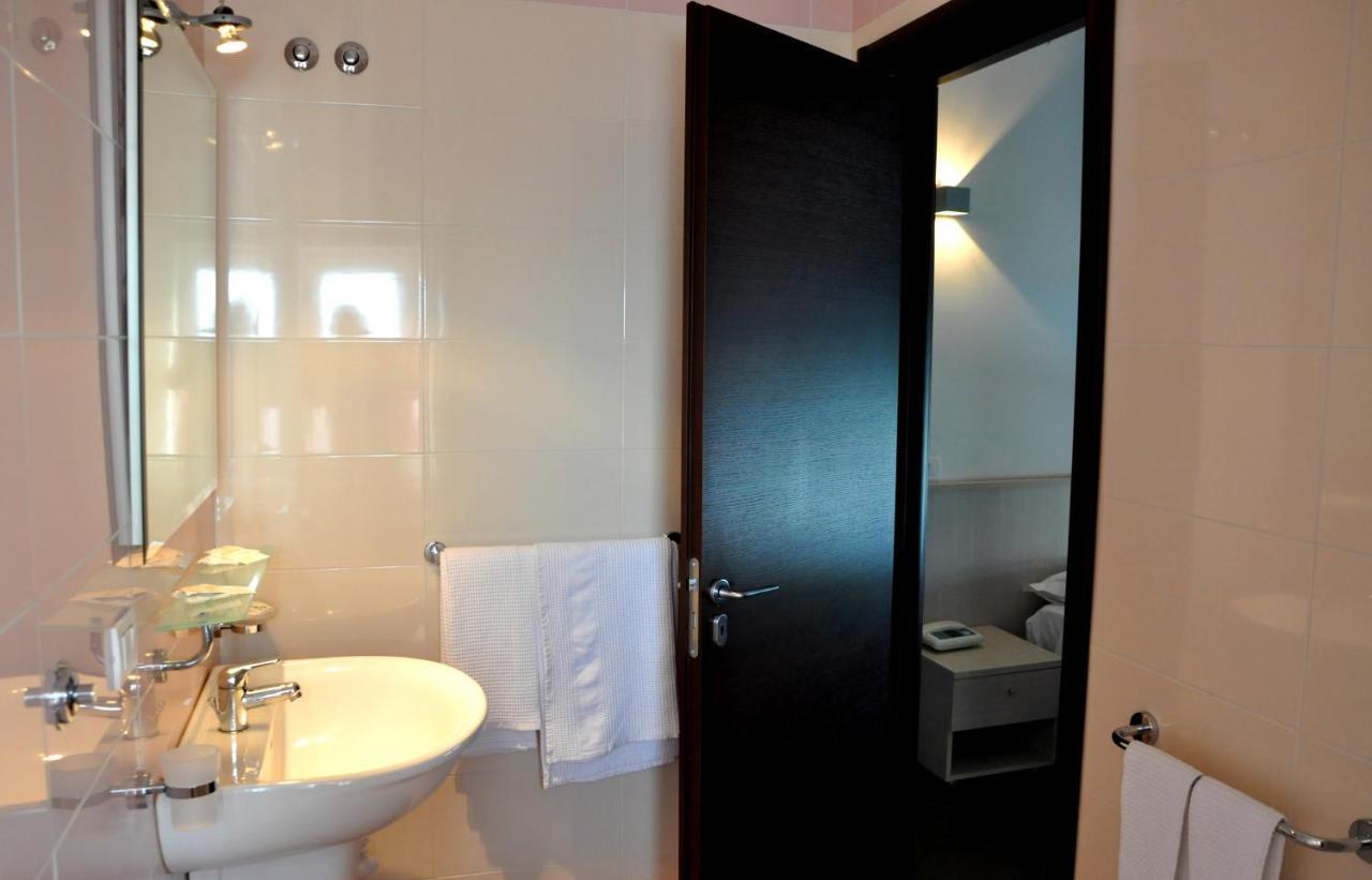 Albergo Riviera Spineta Battipaglia Exteriér fotografie